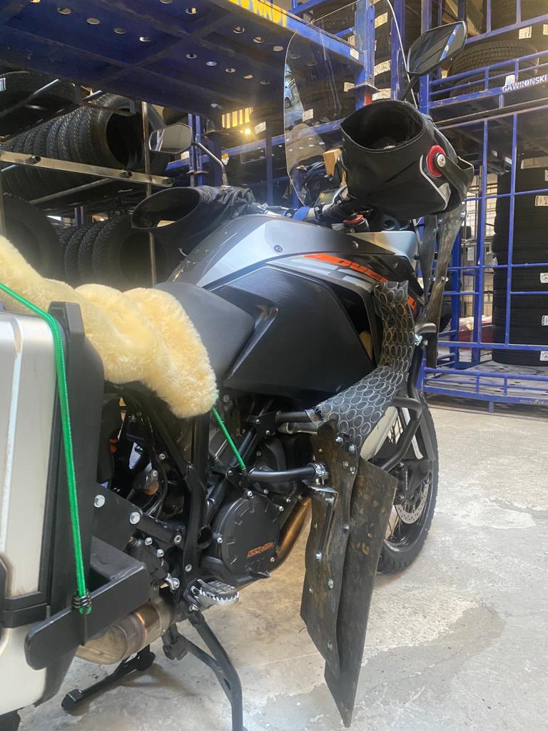 KTM 1190 präpariert für Nordkapreise